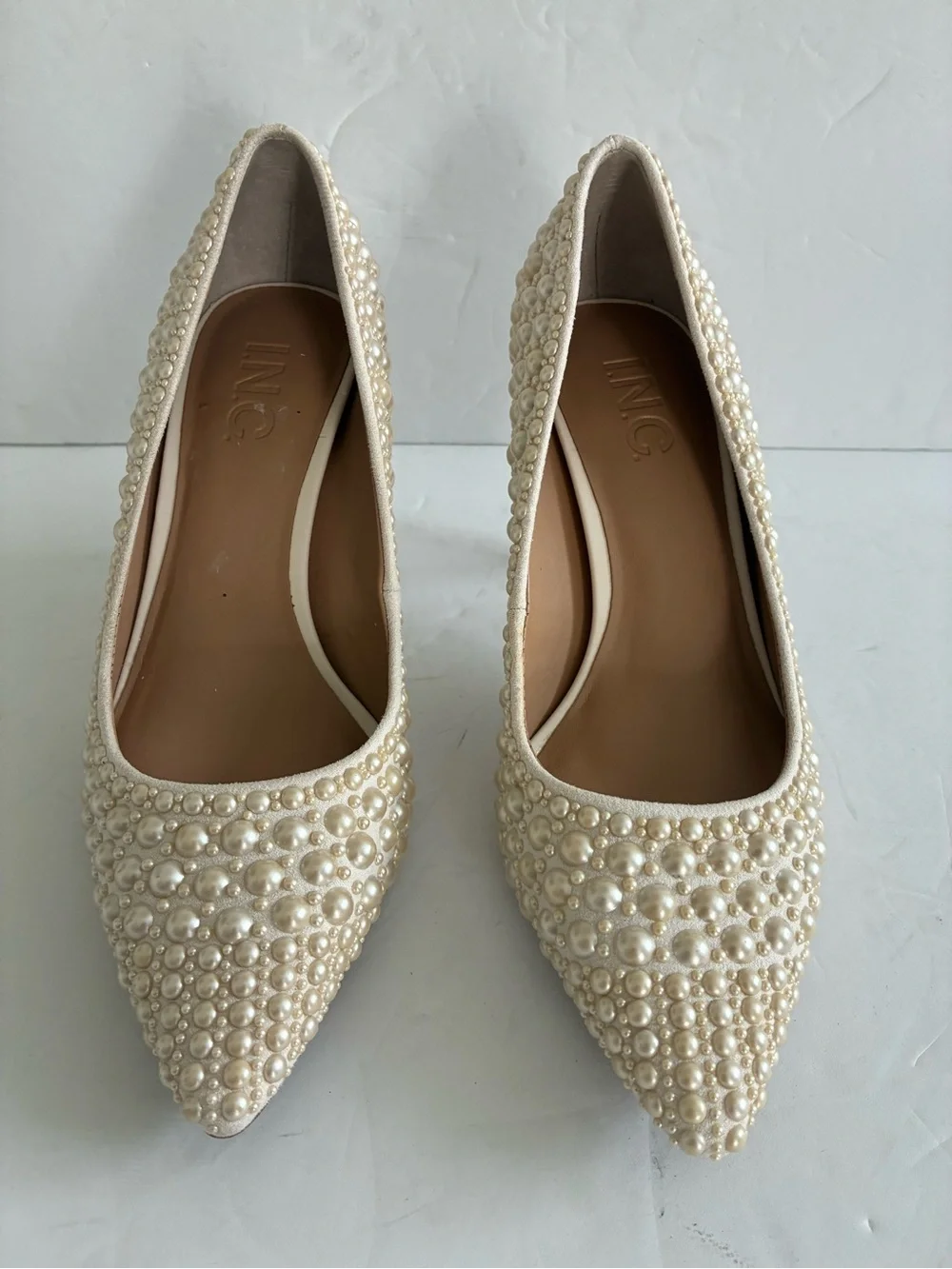 INC International Concept Zitah Pointed Toe Ivory Pearl-Embellished Pump Size 5 - Picture 4 of 8